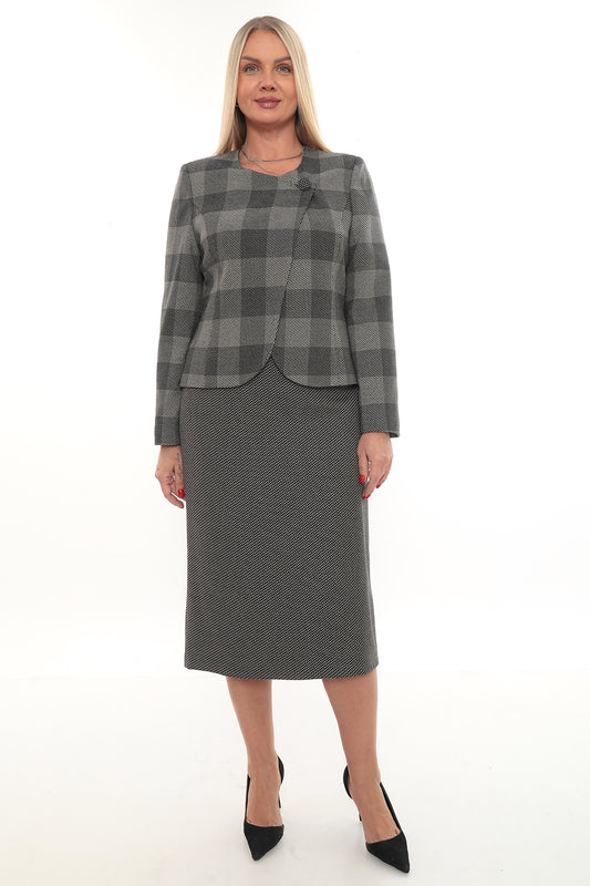 Kare Desenli Ceket ve Etek Takımı