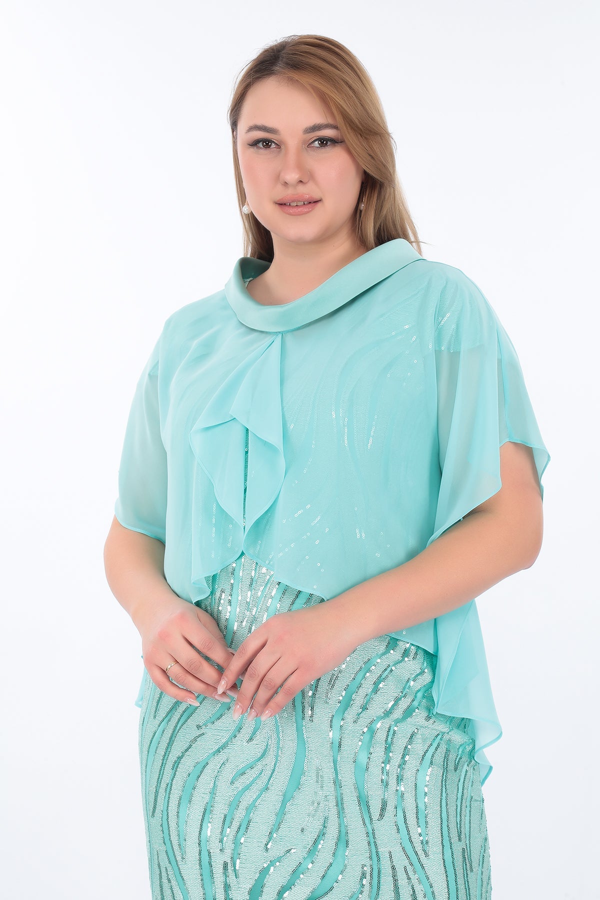 Şifon Tunik ve Elbise – Saten Yaka, Işıltılı Kumaş