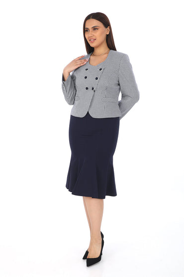Ekose Desenli Ceket ve Fırfır Detaylı Etek