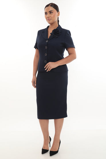 Kadın Lacivert Çiçek Aksesuarlı Kısa Kollu Takım Elbise (Ceket + Etek)
