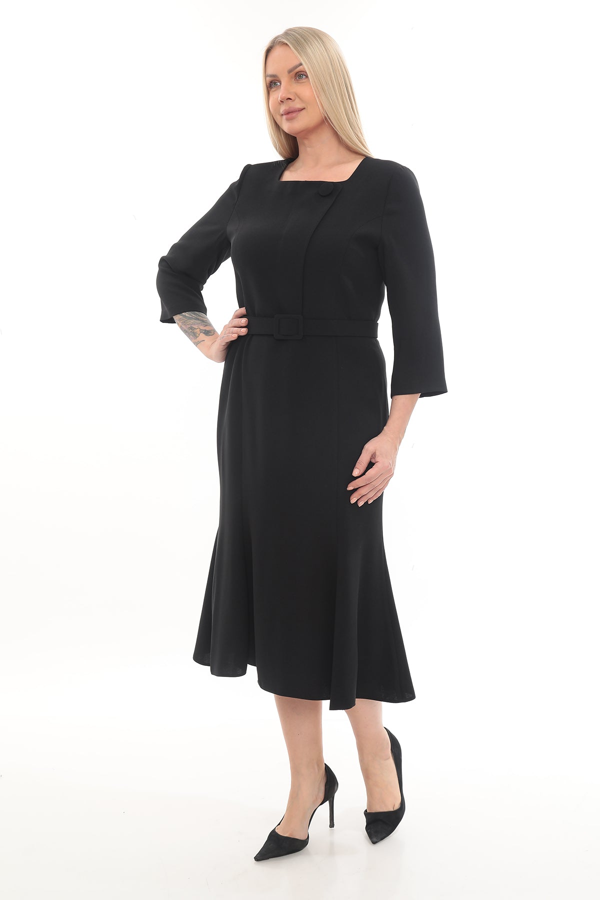 Siyah Kemerli Şık Midi Elbise – 42-48 Beden