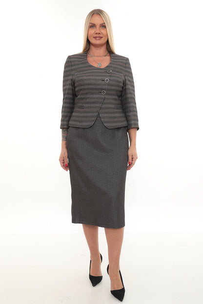 Düğmeli U Yaka Ceket ve Pileli Etek İkili Kadın Takım