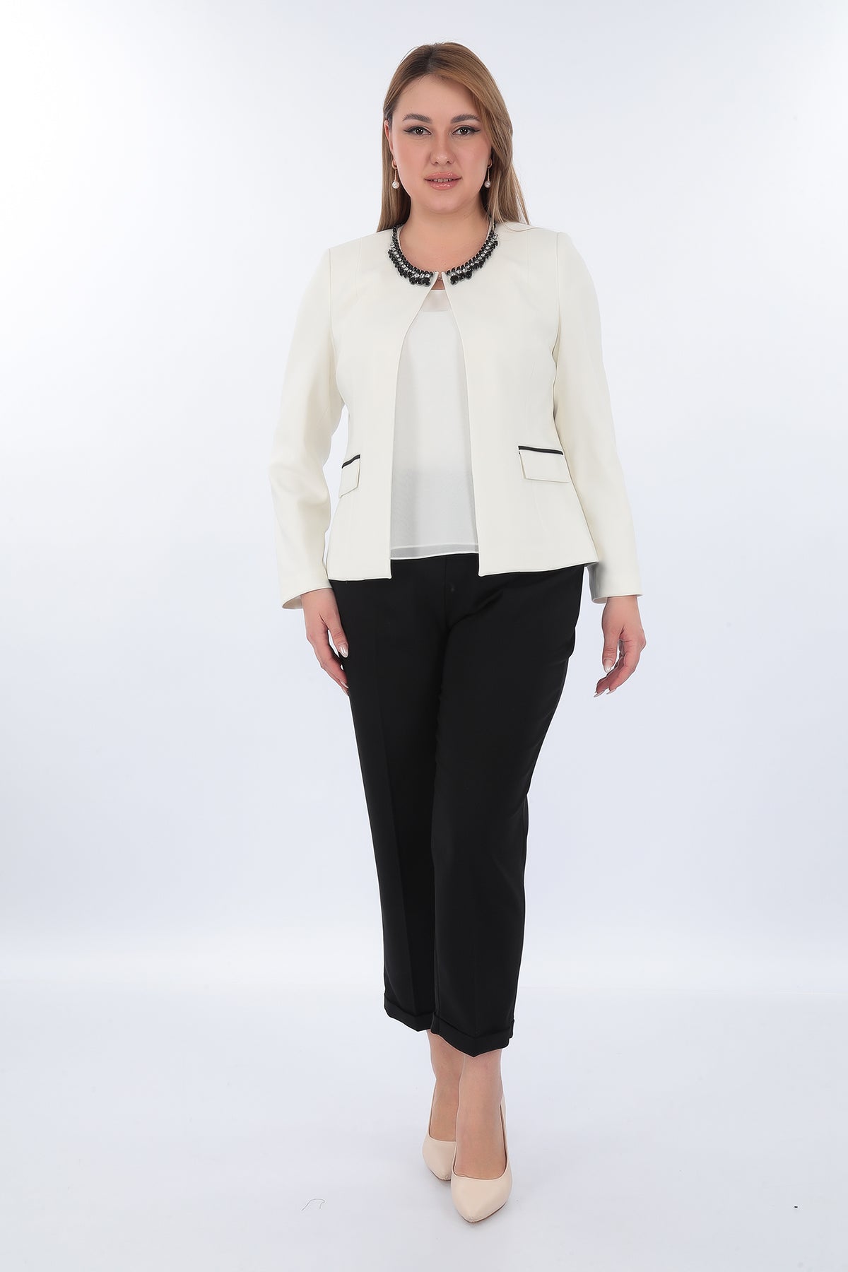 Stylish Jacket and Trouser Set with Stone Details